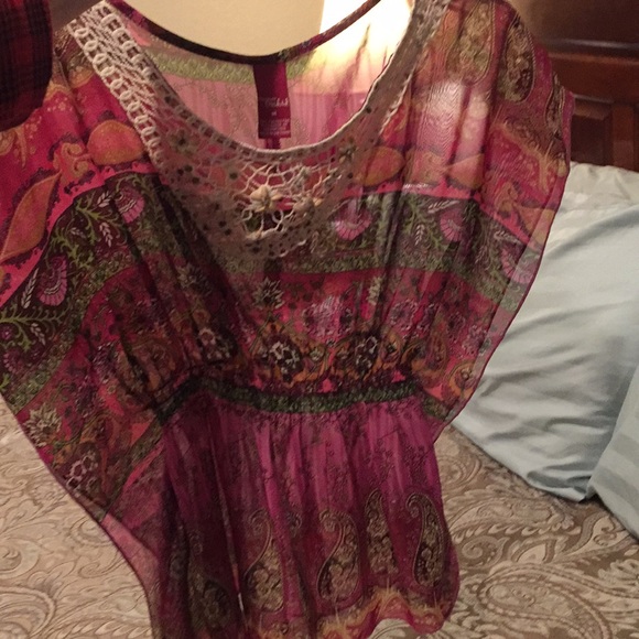 Forever orchard girls  sheer top with under shirt - Picture 5 of 7